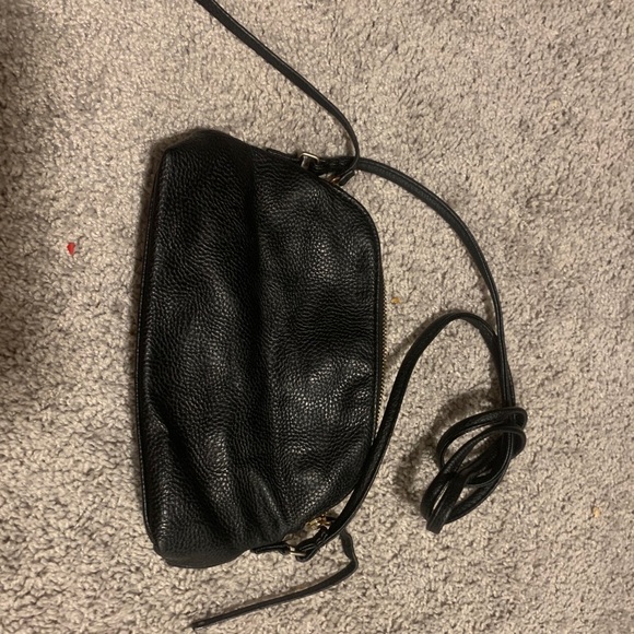 Small black crossover purse - Picture 1 of 2